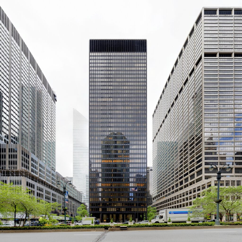 ludwig mies van der rohe - Seagram Building