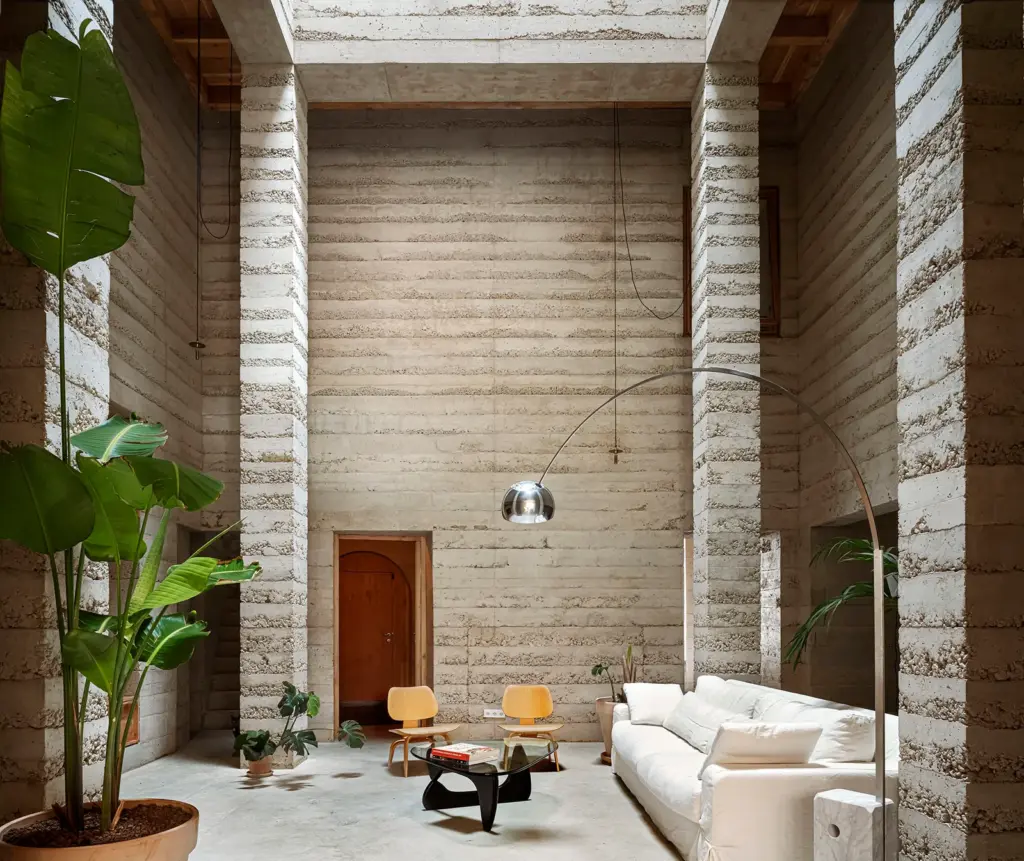 Brutalist Architecture open plan house with concrete walls